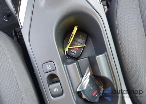 2025 Toyota Corolla Hybrid Le z USA, uszkodzony, nr VIN JTDBCMFE2SJ046890